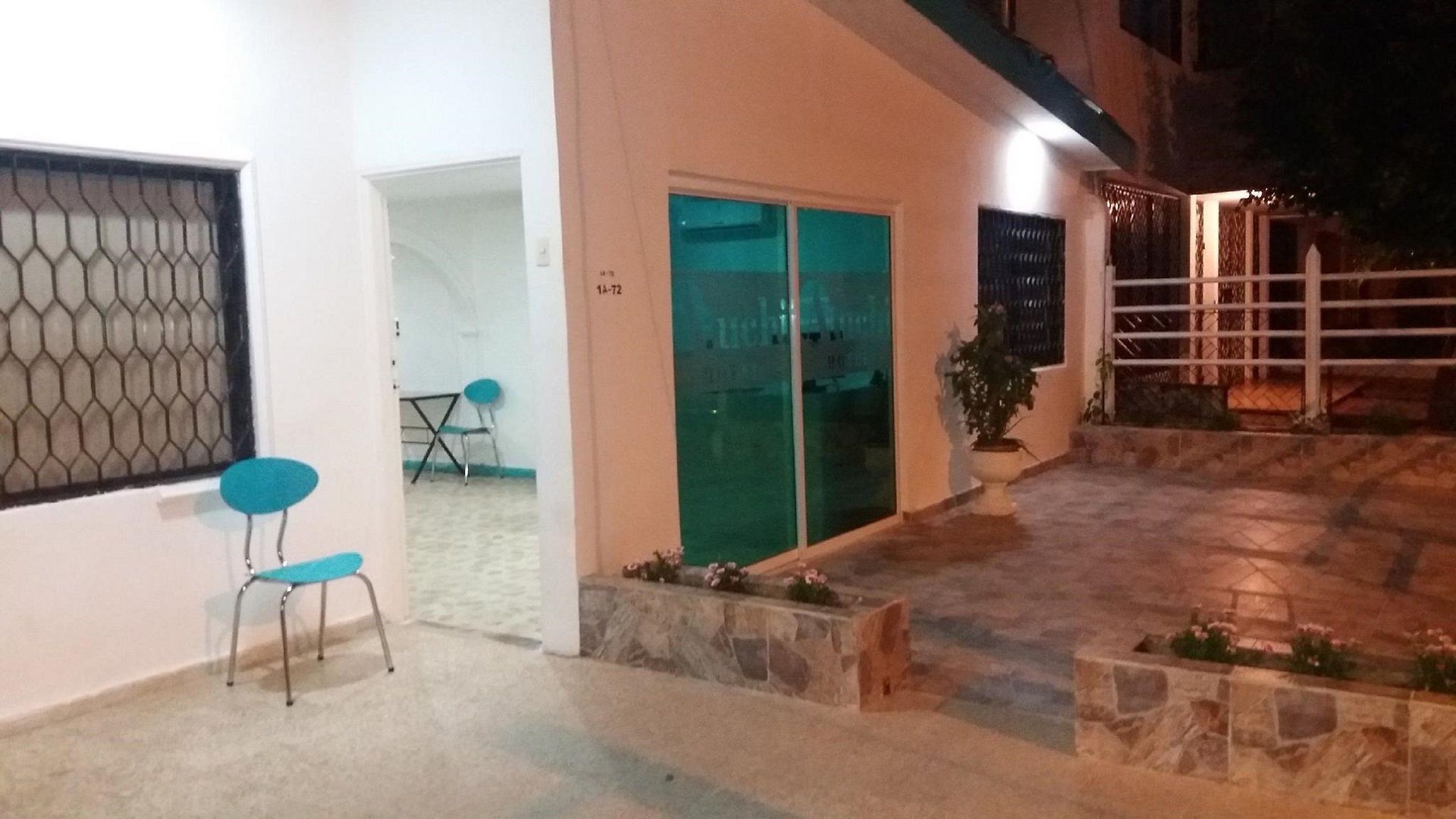 Atuchi Hotel 3*