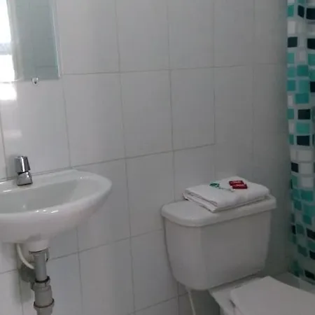 Atuchi Hotel 3*